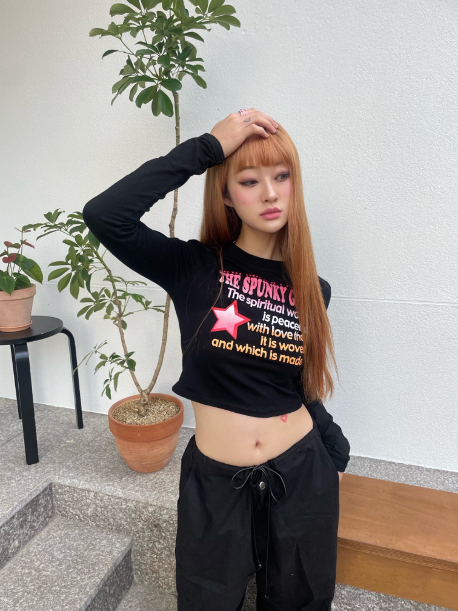 point star lettering crop top